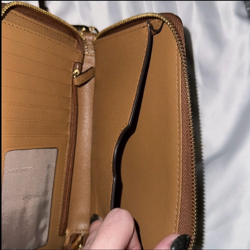 Michael Kors Bundle - Picture 12 of 12